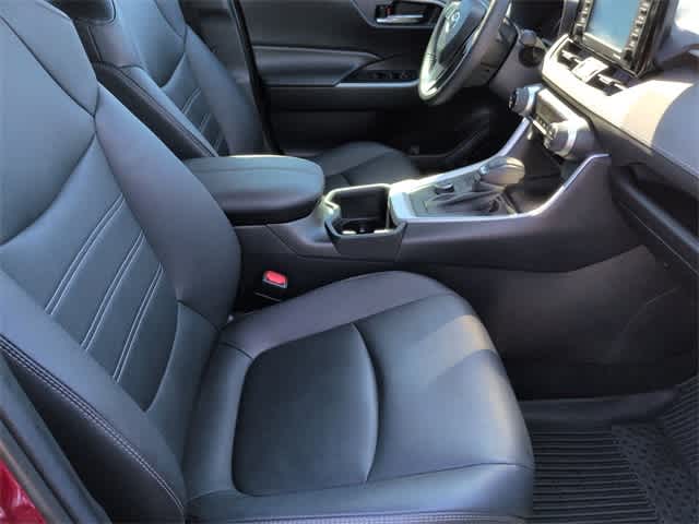 Thumbnail: 2022 Toyota RAV4 - 24