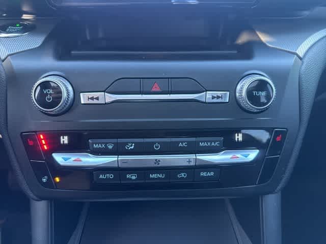 Thumbnail: 2020 Ford Explorer - 28