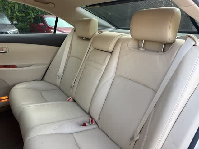 Thumbnail: 2011 Lexus ES - 12