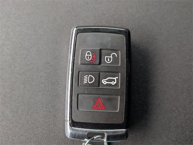 Thumbnail: 2023 Land Rover Defender - 35