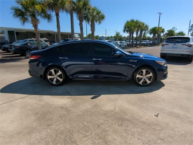 Thumbnail: 2019 Kia Optima - 9