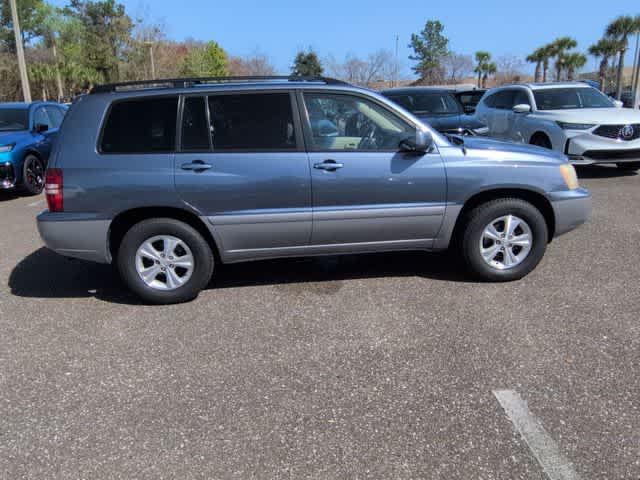 Thumbnail: 2003 Toyota Highlander - 9