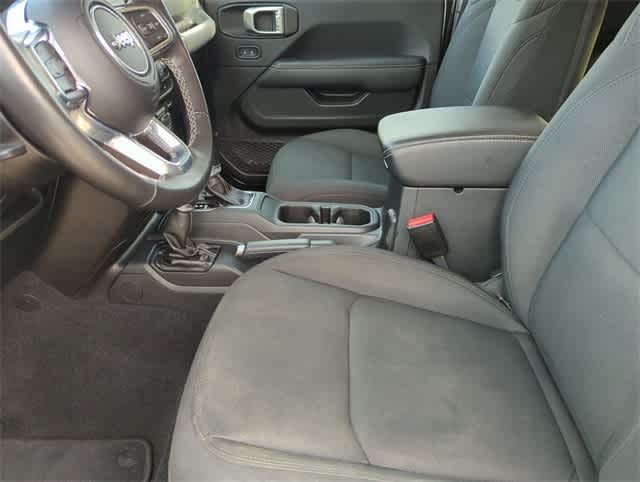 Thumbnail: 2022 Jeep Wrangler - 17