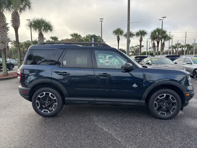 Thumbnail: 2022 Ford Bronco Sport - 6