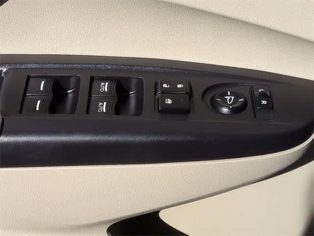 Thumbnail: 2015 Acura RDX - 41