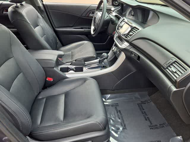 Thumbnail: 2013 Honda Accord - 23