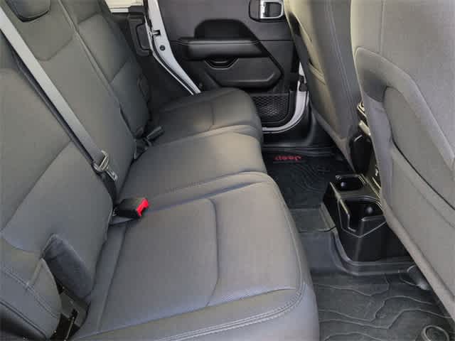 Thumbnail: 2020 Jeep Wrangler - 21