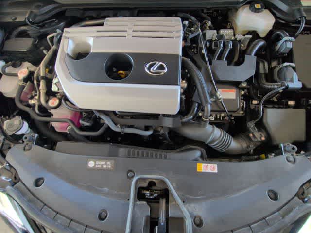 Thumbnail: 2023 Lexus UX - 15