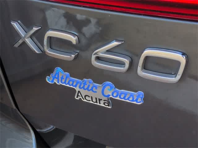 Thumbnail: 2018 Volvo XC60 - 13