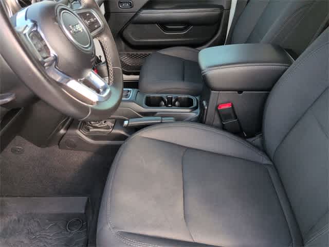 Thumbnail: 2020 Jeep Wrangler - 17