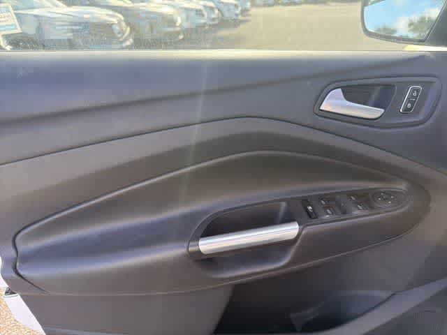 Thumbnail: 2013 Ford Escape - 23