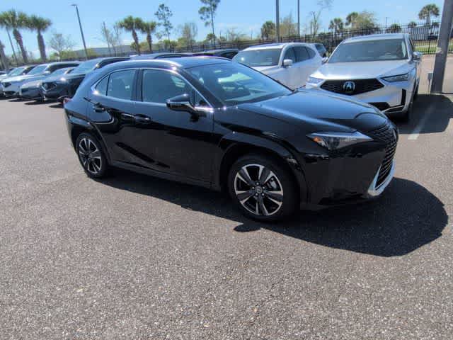 Thumbnail: 2023 Lexus UX - 2