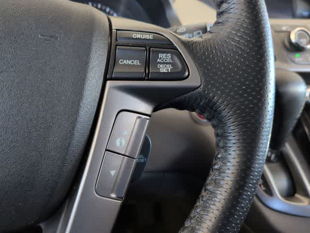 Thumbnail: 2016 Honda Odyssey - 27