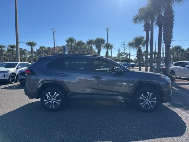 Thumbnail: 2022 Toyota RAV4 - 6