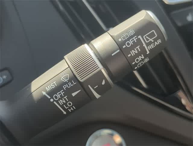 Thumbnail: 2025 Acura RDX - 27