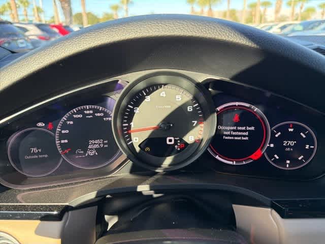 Thumbnail: 2022 Porsche Cayenne - 17