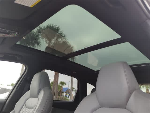 Thumbnail: 2024 Audi Q7 - 20