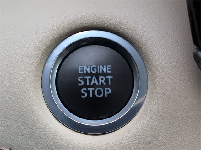 Thumbnail: 2021 Toyota Highlander - 39