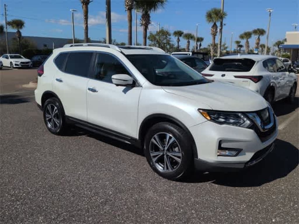 Used 2017 Nissan Rogue SL SUV