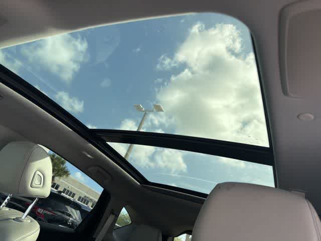 Thumbnail: 2023 Acura RDX - 23