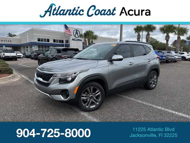 Thumbnail: 2023 Kia Seltos - 1