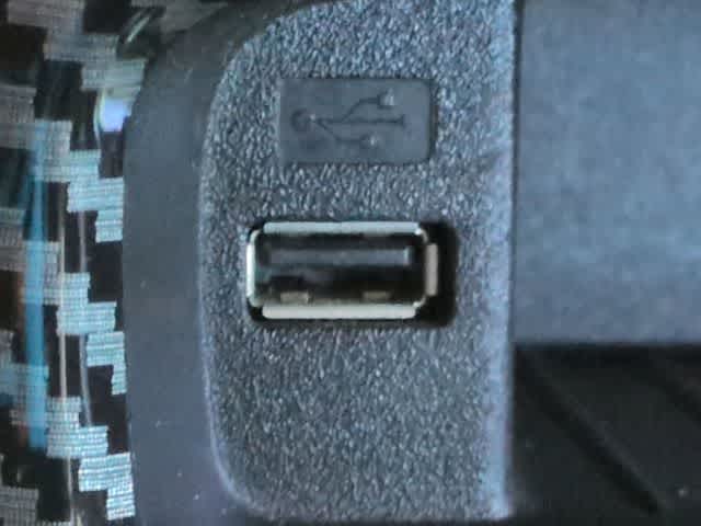 Thumbnail: 2015 Ford Focus - 31