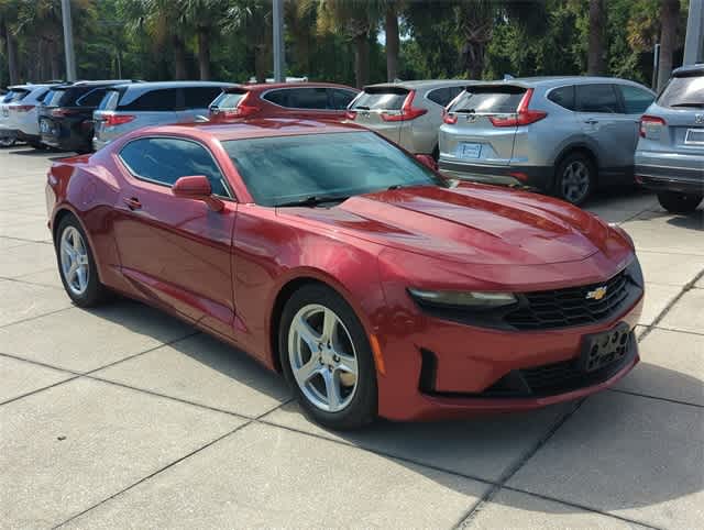 2023 Chevrolet Camaro 1LT photo 2