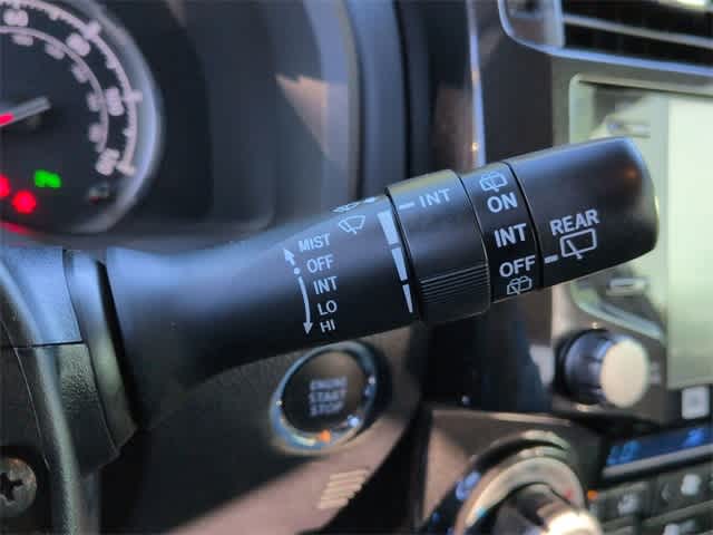 Thumbnail: 2020 Toyota 4Runner - 28