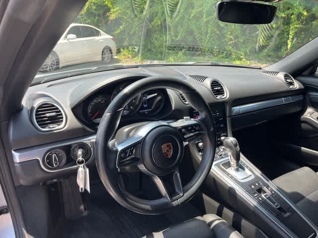 Thumbnail: 2017 Porsche 718 Boxster - 6