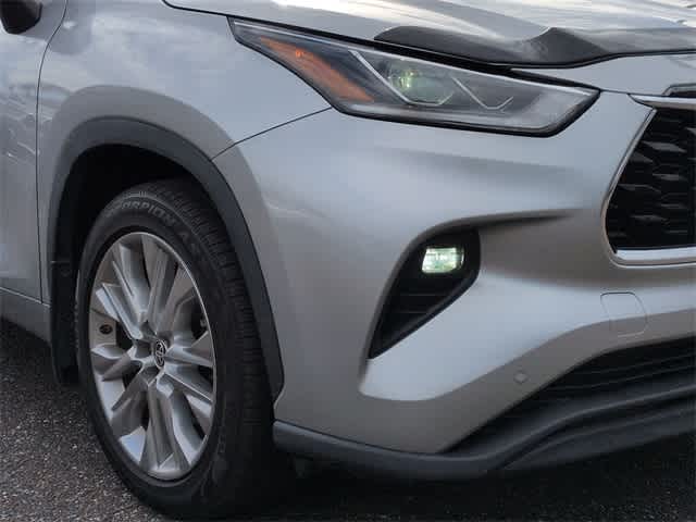 Thumbnail: 2021 Toyota Highlander - 11