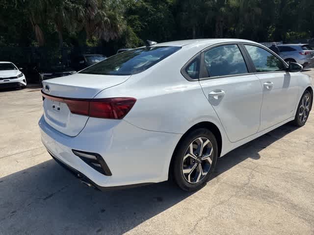 Thumbnail: 2019 Kia Forte - 4