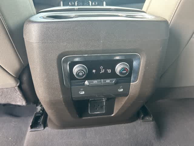 Thumbnail: 2023 Chevrolet Tahoe - 9