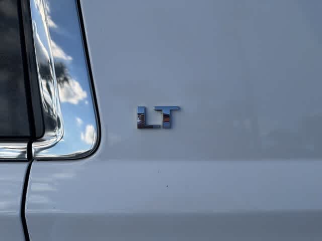 Thumbnail: 2015 Chevrolet Suburban - 11