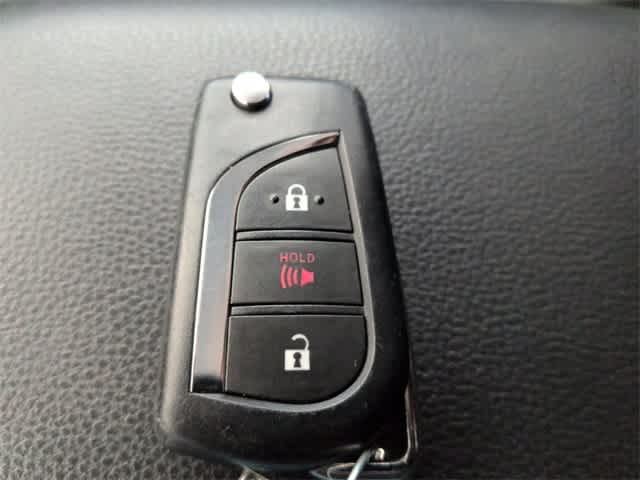 Thumbnail: 2023 Toyota RAV4 - 35