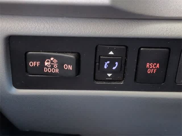 Thumbnail: 2008 Toyota Tundra - 36