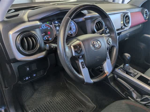 Thumbnail: 2023 Toyota Tacoma - 10