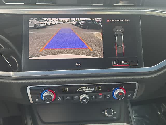 Thumbnail: 2023 Audi Q3 - 29