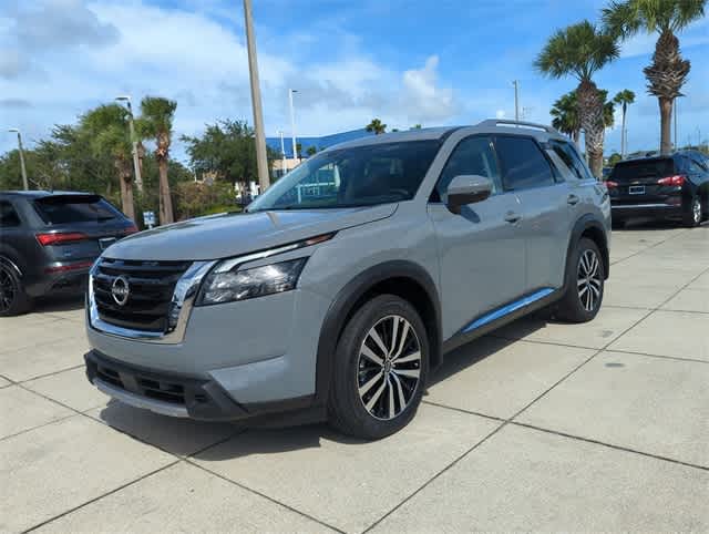 Thumbnail: 2025 Nissan Pathfinder - 4