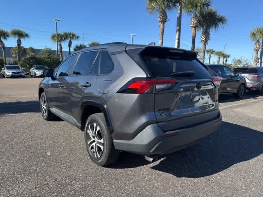 Used 2022 Toyota RAV4 XLE SUV