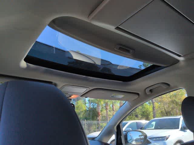 Thumbnail: 2016 Honda Odyssey - 23