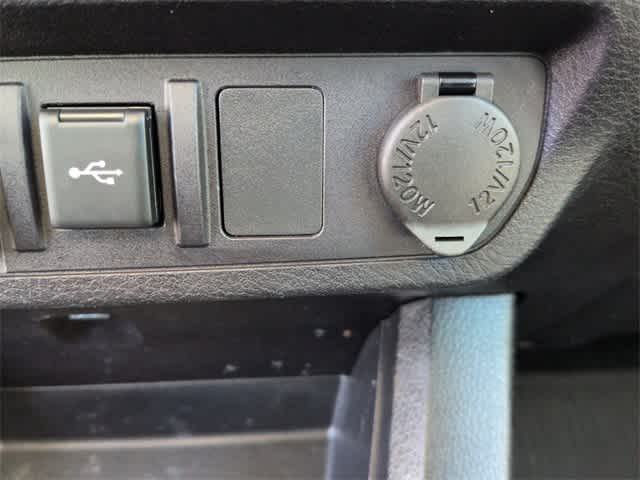 Thumbnail: 2020 Toyota Tacoma - 31