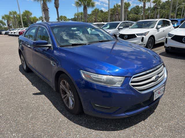 Thumbnail: 2015 Ford Taurus - 14
