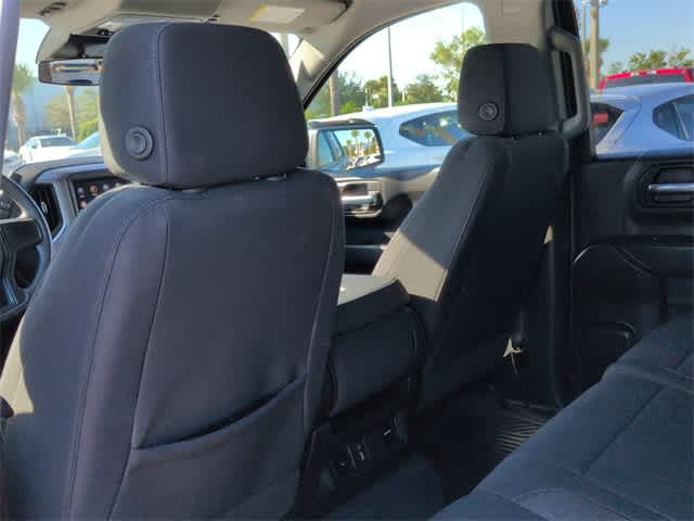 Thumbnail: 2024 Chevrolet Silverado 1500 - 19