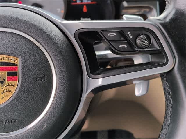 Thumbnail: 2021 Porsche Macan - 26