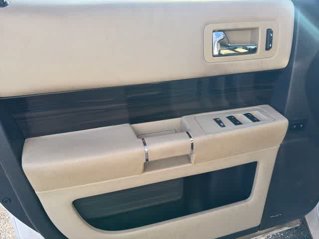 Thumbnail: 2015 Ford Flex - 21