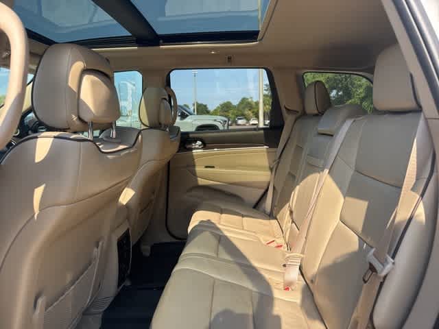 Thumbnail: 2019 Jeep Grand Cherokee - 10
