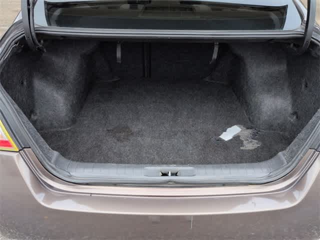 Thumbnail: 2013 Nissan Altima - 33