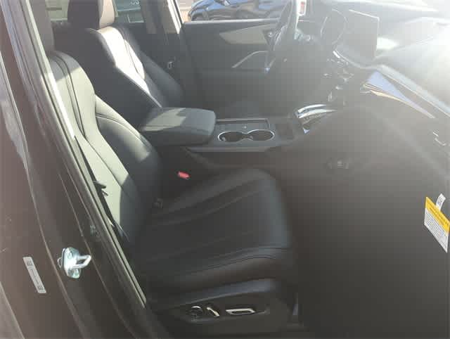 Thumbnail: 2025 Acura MDX - 21