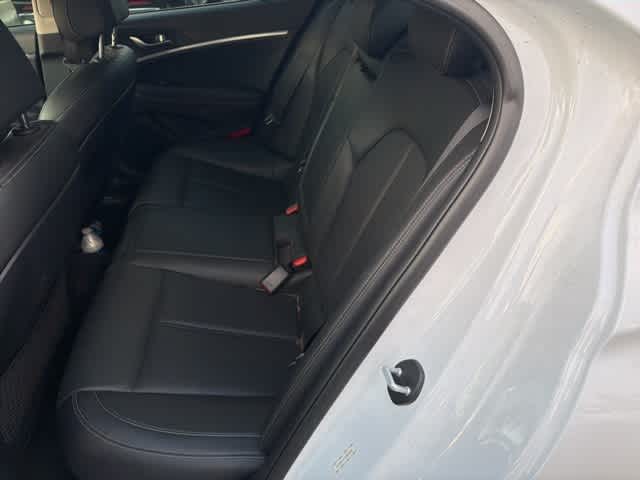 Thumbnail: 2019 Genesis G70 - 13