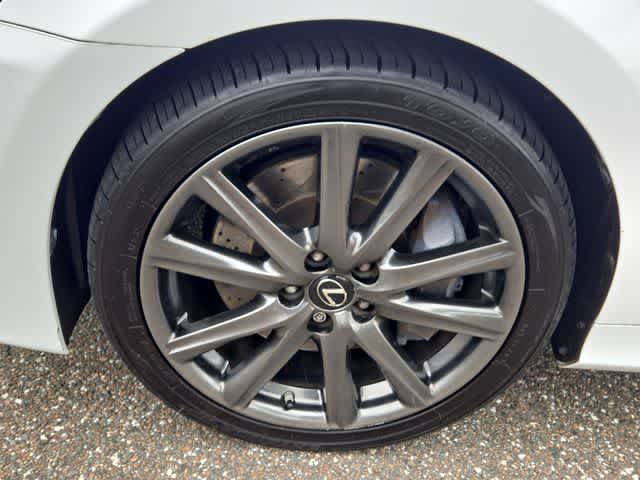 Thumbnail: 2015 Lexus GS - 14